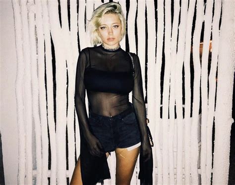 Caroline Vreeland Nude And Sexy 31 Photos Thefappening