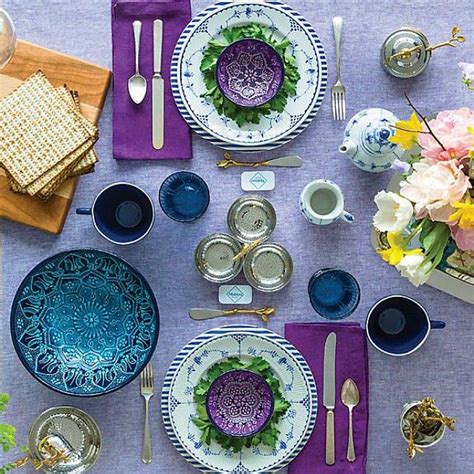 15 Beautiful Tablescape Ideas For Your Seder Dinner Passover Table