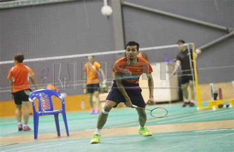Iskandar Wants Up And Coming Bam Shuttlers To Step Up To The Plate