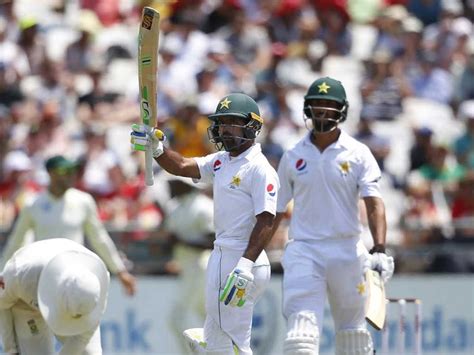 Toss won by south africa (decided to bat). South Africa vs Pakistan: Pakistan Avoid Innings Defeat ...