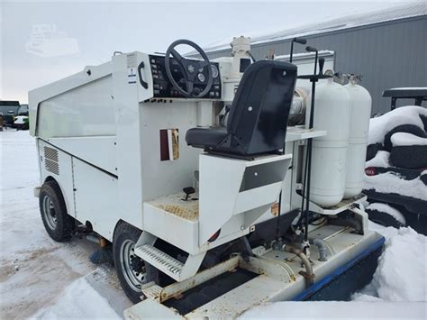 2004 Zamboni 520 For Sale In Headingley Manitoba