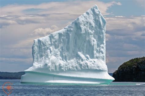 Les Icebergs Arrivent L Heure De L Est Saint Pierre Et Miquelon Et