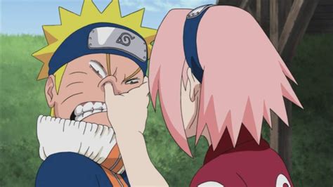 Sakura Punching Naruto Anime Amino
