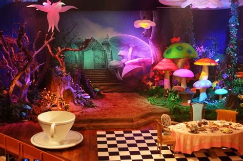 Alice In Wonderland Theater Set Alice In Wonderland Play Alice In