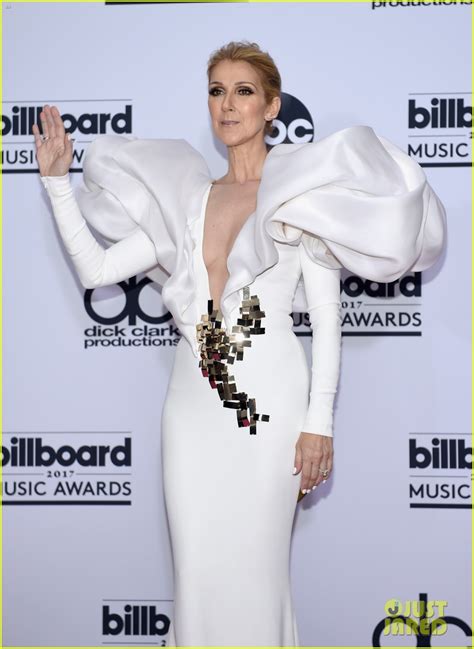 Celine Dion Dances And Sings To Chers Billboard Music Awards 2017