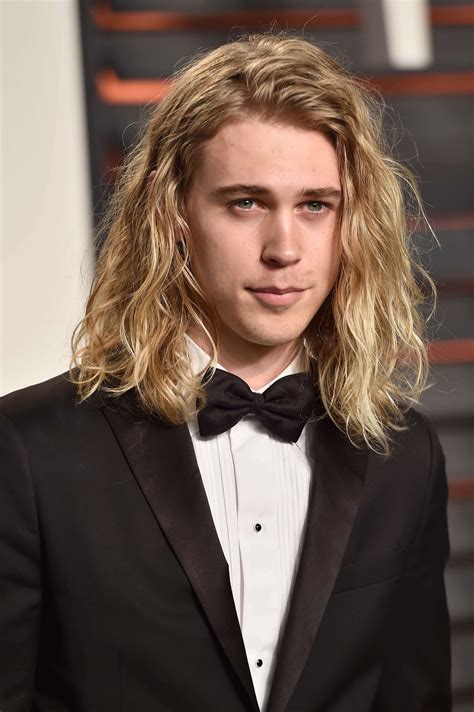 20 Cool A List Men With Long Hair Mane Inspiration