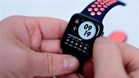 Here we will take a look at the popular nike club app for the apple watch. Compared: Apple Watch Series 6 versus Apple Watch Nike ...