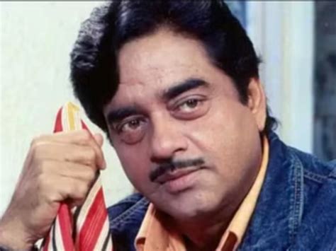 Shatrughan Sinha Was The First Choice For Deewar And Sholay