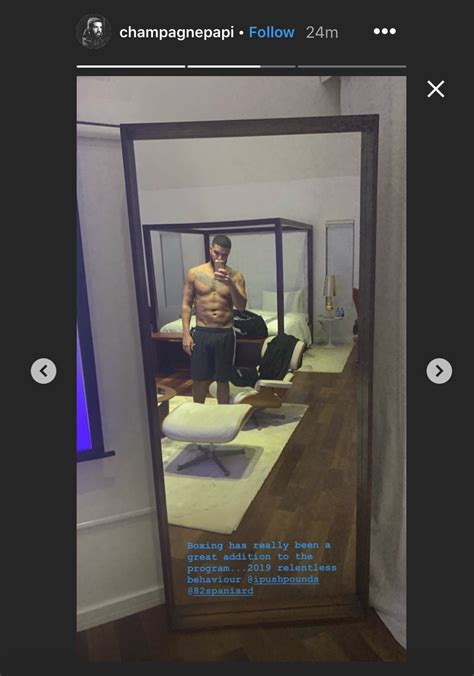 Drake Shows Off Ripped Body In Shirtless Selfie