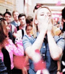 Glee Quinn Fabray Glee Quinn Fabray Blow Kiss Discover Share Gifs