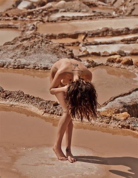Catherine Mcneil Thefappening Nude And Sexy Collection The Fappening
