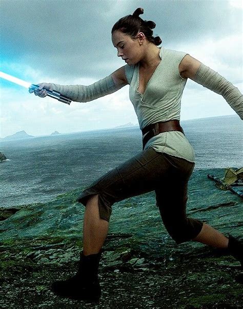 Pin By Cindy Miller On Daisy Ridley Daisy Ridley Star Wars Star Wars Movies Posters Rey Star
