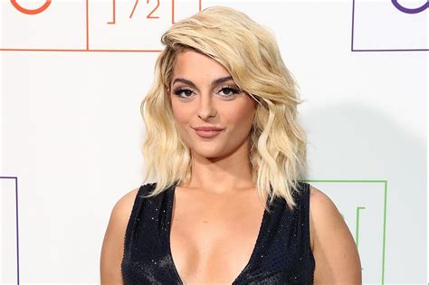 Before bebe rexha would collaborate with g eazy, louis tomlinson, nicki minaj, pitbull, lil wayne and would host the 2016 mtv europe music awards. Bebe Rexha Dyes Hair Red at Home (PHOTO)