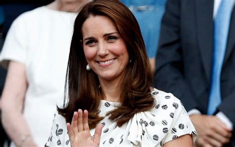 Kate Middleton Prince William Should Have Warned Wife Of Topless
