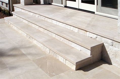 Devonshire Limestone Paving And Stairs Stratum Finish Front Porch