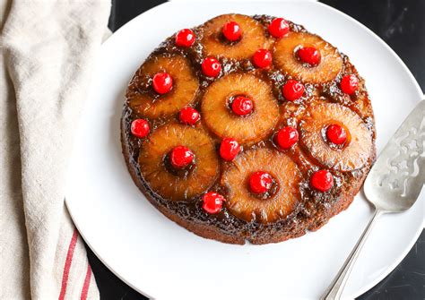 Easy Pineapple Upside Down Cake In A Cast Iron Skillet Cake Walls
