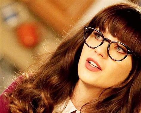 Getting The Right Glasses For Zooey Deschanels Geek Chic Look Beauty