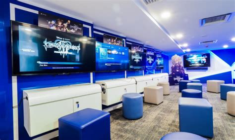 The property also offers access to the bus rapid transit (brt). Sunway Pyramid entices gamers with PlayStation Lounge ...