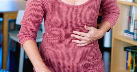 Upper Left Abdominal Pain Under Ribs Symptoms And 18 Causes