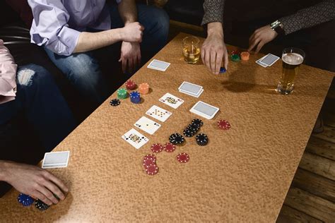 Tennessee and poker do not go together at all. Keeping Your Home Poker Game Legal and Safe