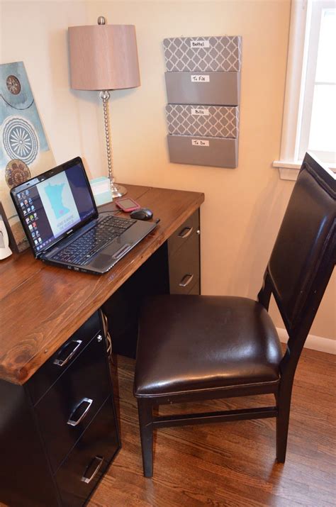 Not to mention, a wooden top constructed from home depot materials gives. An Inviting Home: A DIY Desk! | Diy wood desk, Diy desk ...