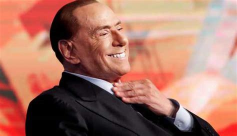 Eurodeputato gruppo del partito popolare europeo. El espectacular regreso de Silvio Berlusconi