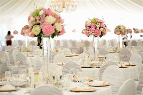 How much an interior decorator should cost. Cost-Effective Ways of Decorating Your Wedding Party ...