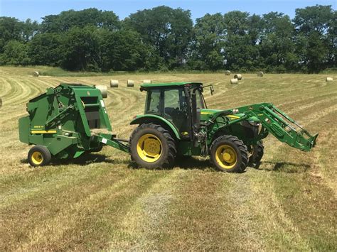 Seasonal John Deere Round Baler Rentals From 3900