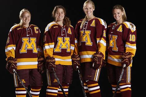 Gopher Womens Hockey Special Teams Comes Through In 6 0 Minnesota Win