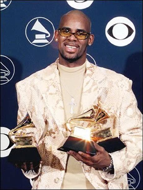 Kelly is off the chain he can write and sing to whatever he just a talented dude. R kelly hairstyles