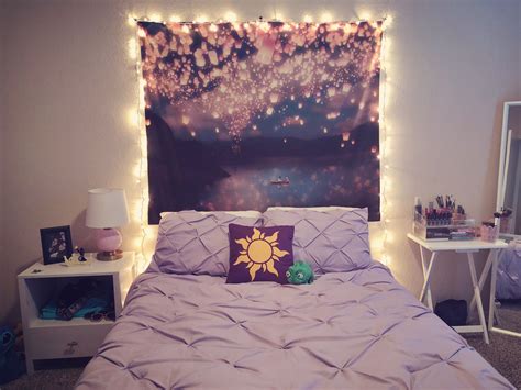 See more ideas about disney bedrooms, tangled, rapunzel room. #tangled #tangledbedroom #rapunzel #lanterns # ...