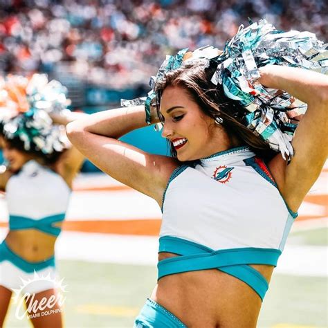 pin by eric dyar on sports miami dolphins cheerleaders nfl cheerleaders dolphins cheerleaders