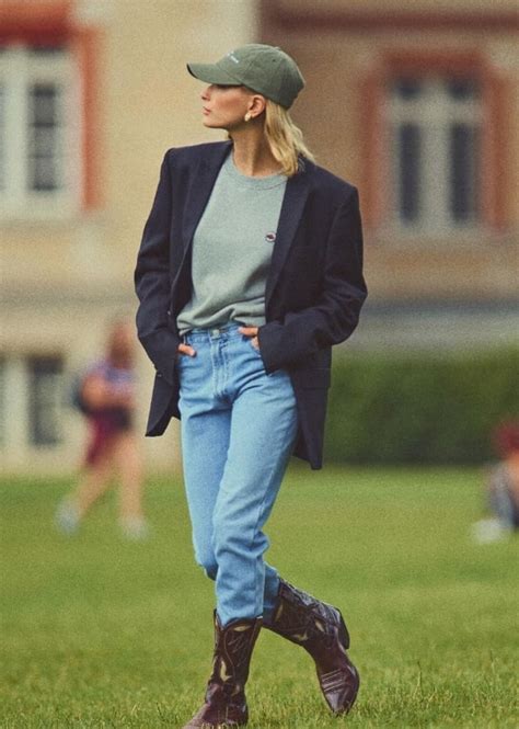 Model Hailey Bieber Recreates Princess Diana S Most Famous Looks