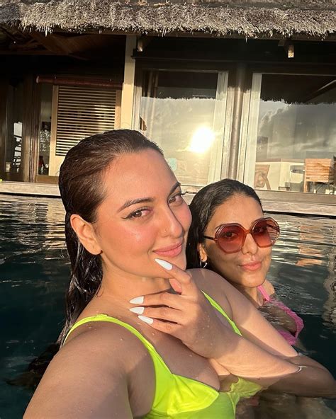 Sonakshi Sinha Turned The Heat Up With These Hot Photos In Bikini Top And Cleavage Baring Beach