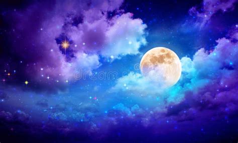 Luna Llena Con Las Estrellas En El Cielo Nocturno Oscuro Imagen De