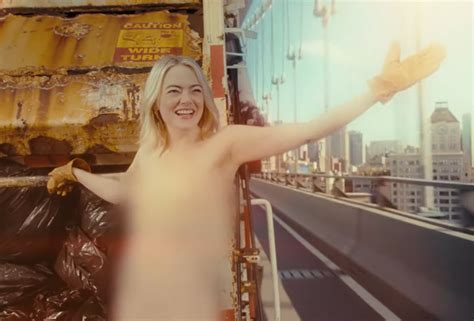 SNL Music Video Naked Emma Stone Leaves It All Flappin In The Breeze Middle East