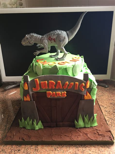 Jurassic Park Cake Jurassic Park Birthday Jurassic Park Birthday