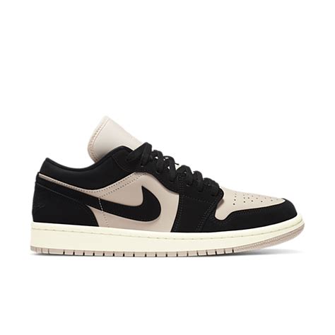 Air Jordan 1 Low Black Guava Ice W Dc0774 003