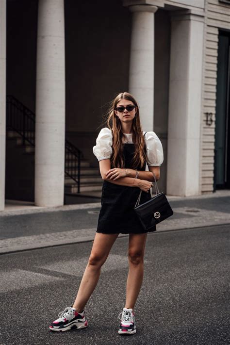 Https://wstravely.com/outfit/balenciaga Shoes Outfit Ideas