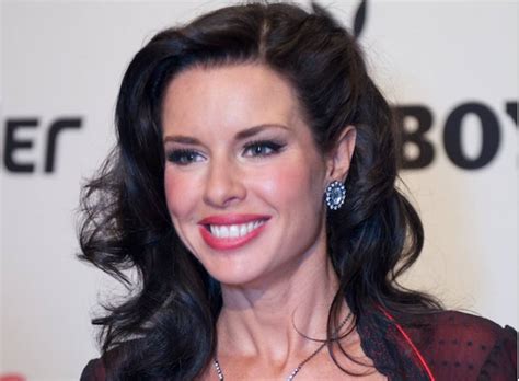 all facts about veronica avluv biography videos photos age net worth wiki name and