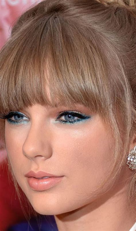 Taylor Swift Blue Shadow Eyeliner Taylor By Taylor Swift Launch Party In Nyc Taylor Swift