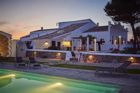 Todos nuestros apartamentos en alquiler están completamente equipados para que puedas aprovechar de unas bonitas vacaciones en menorca. Los mejores Hoteles Rurales y Agroturismos de Menorca