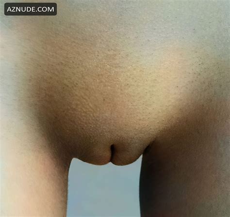 Emily Ratajkowski Completely Nude In Treats Magazine Nude Nudecl