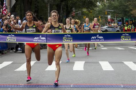 jenny simpson holds off brenda martinez to become first ever 3 time 5th