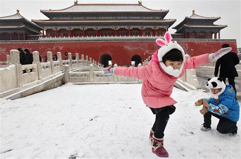 Beijing Gets Long Awaited Snow News Al Jazeera