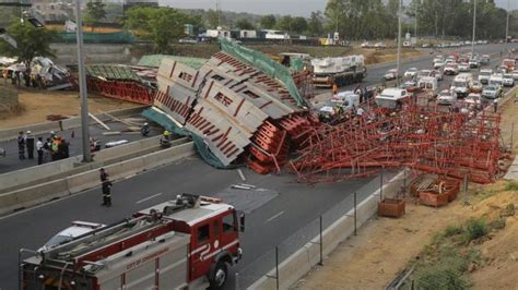 Information and facts about all earthquakes today. {UAH} Johannesburg bridge collapse: Two dead in South ...