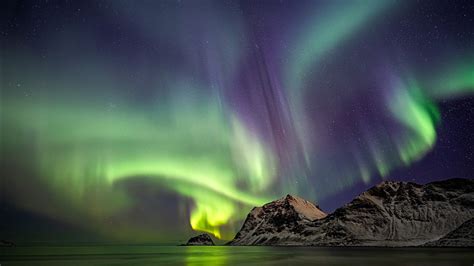 Aurora Borealis Starry Sky During Nighttime Hd Nature Wallpapers Hd