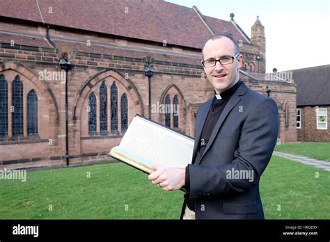 Prenton Wirral Uk 2nd Mar 2017 Rev Matt Graham Vicar Of St Stephen
