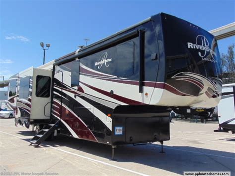 Fifth Wheel 2019 Forest River Riverstone Legacy 38re Trailersusa