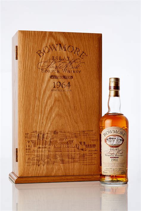 Bowmore Fino Cask 37 Year Old 496 Abv 1964 1 Bt75 Finest And
